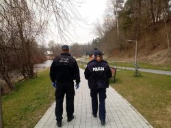 patrol pieszy policjanta i strażnika