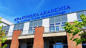 wejście na uczelnię