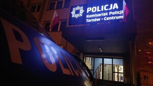 wejście do Komisariatu Policji Tarnów-Centrum