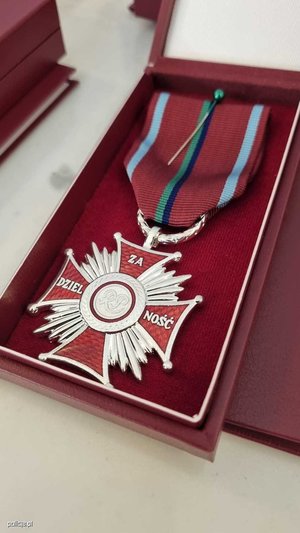 uroczystość wręczenia Krzyży Zasługi za Dzielność - odznaczenie