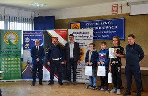 zwycięska drużyna z miasta w kategorii 13-16 lat