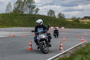 Policjant na motocyklu