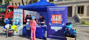 policyjne stanowisko profilaktyczne podczas wydarzenia