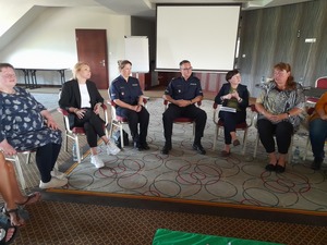 Spotkanie z niemieckimi policjantkami 11.06.2023 1 policjantka z Niemiec opowiada o służbie w Niemieckiej Policji