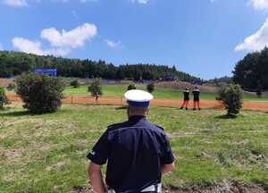 5. policjant ruchu drogowego w rejonie toru do kolarstwa górskiego