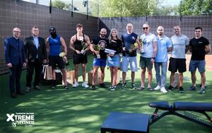 4. uczestnicy zawodów siłowych w Tarnowie