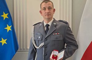 odznaczony podkm. Krzysztof Pacud