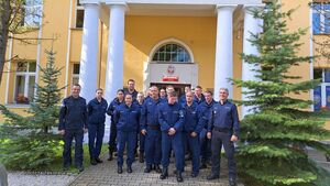 pamiątkowe zdjęcie uczestników spotkania