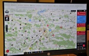 widok ekranu  komputera z mapą zagrożeń
