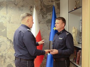Komendant Wojewódzki Policji w Krakowie - nadinspektor Michał Ledzion oraz mł. insp. Marcin Wydra