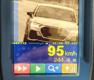 zdjęcie z videorejestratora samochód osobowy