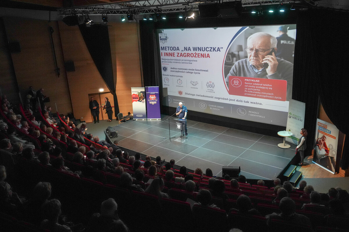 Inauguracja programu „Świadomy – Bezpieczny Senior” na terenie Małopolski